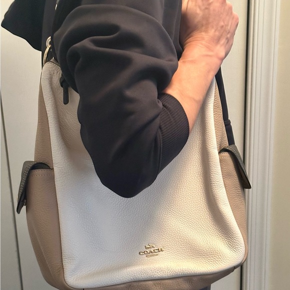 Coach White/Tan Leather Hobo Bag, zippered with small buckles on the side - Picture 8 of 16